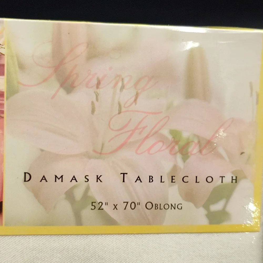Ivory Tablecloth 52